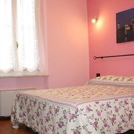 Bed&Parma Couette-café Parme
